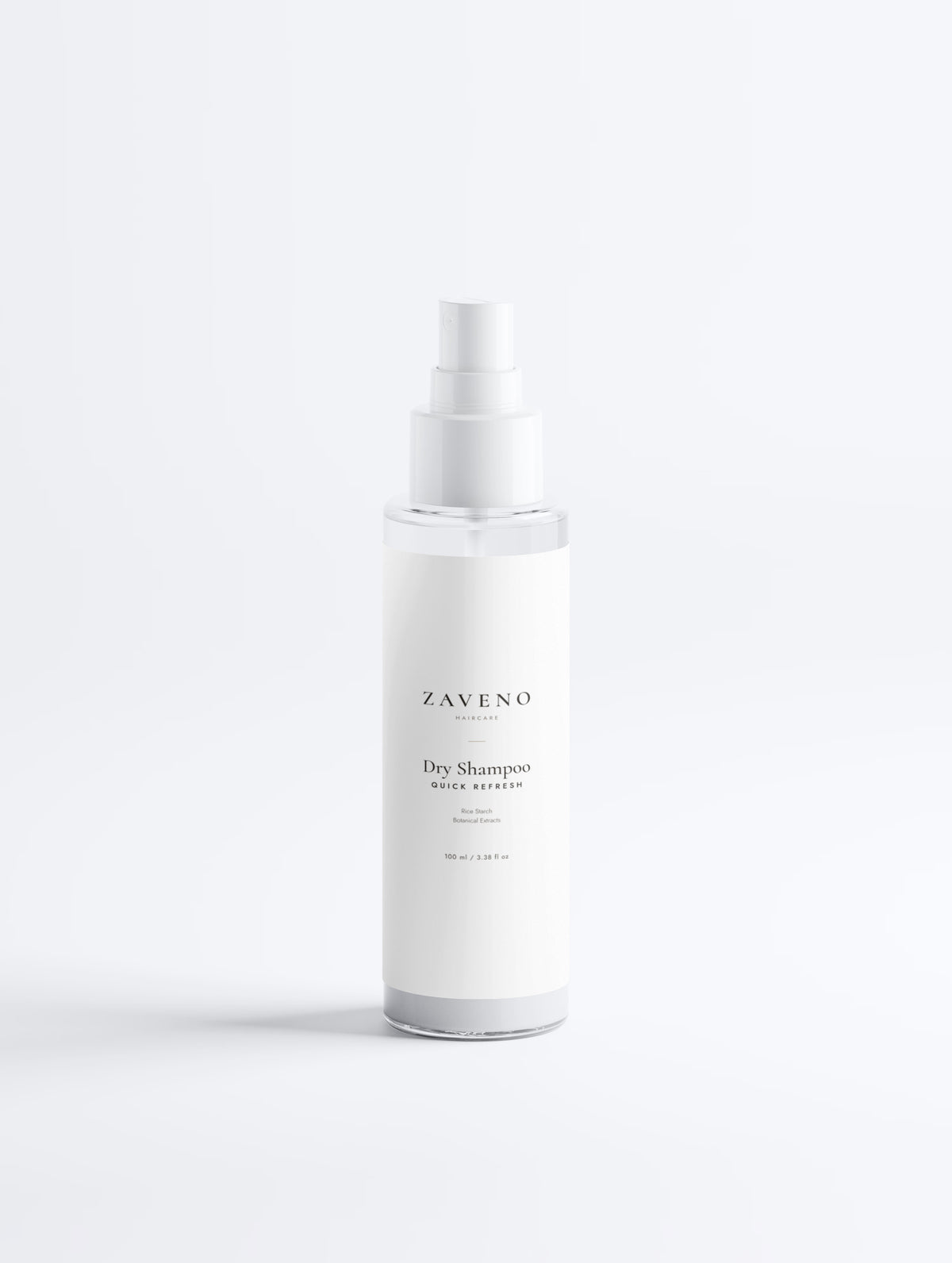 Droogshampoo spray van ZAVENO in een witte flacon met pompkop
